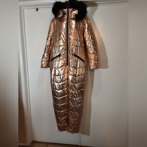 Elegant Metallic Women's Puffer Coat with Faux Fur Trim